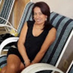 Meet your Posher, Esther